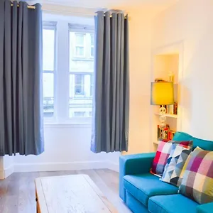 Apartment Bright And Cozy Near City Centre, Edinburgh